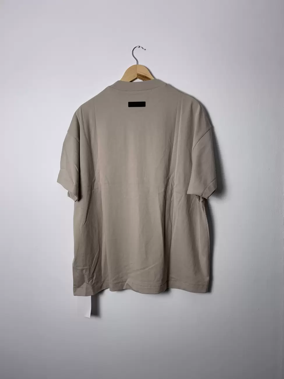 40618 - Fear Of God Essentials Ss24 Core Silver Cloud Tee | Item ...