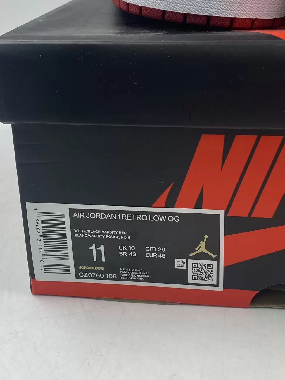 43492 - Jordan 1 Retro Low OG Black Toe (2023) | Item Details - AfterMarket