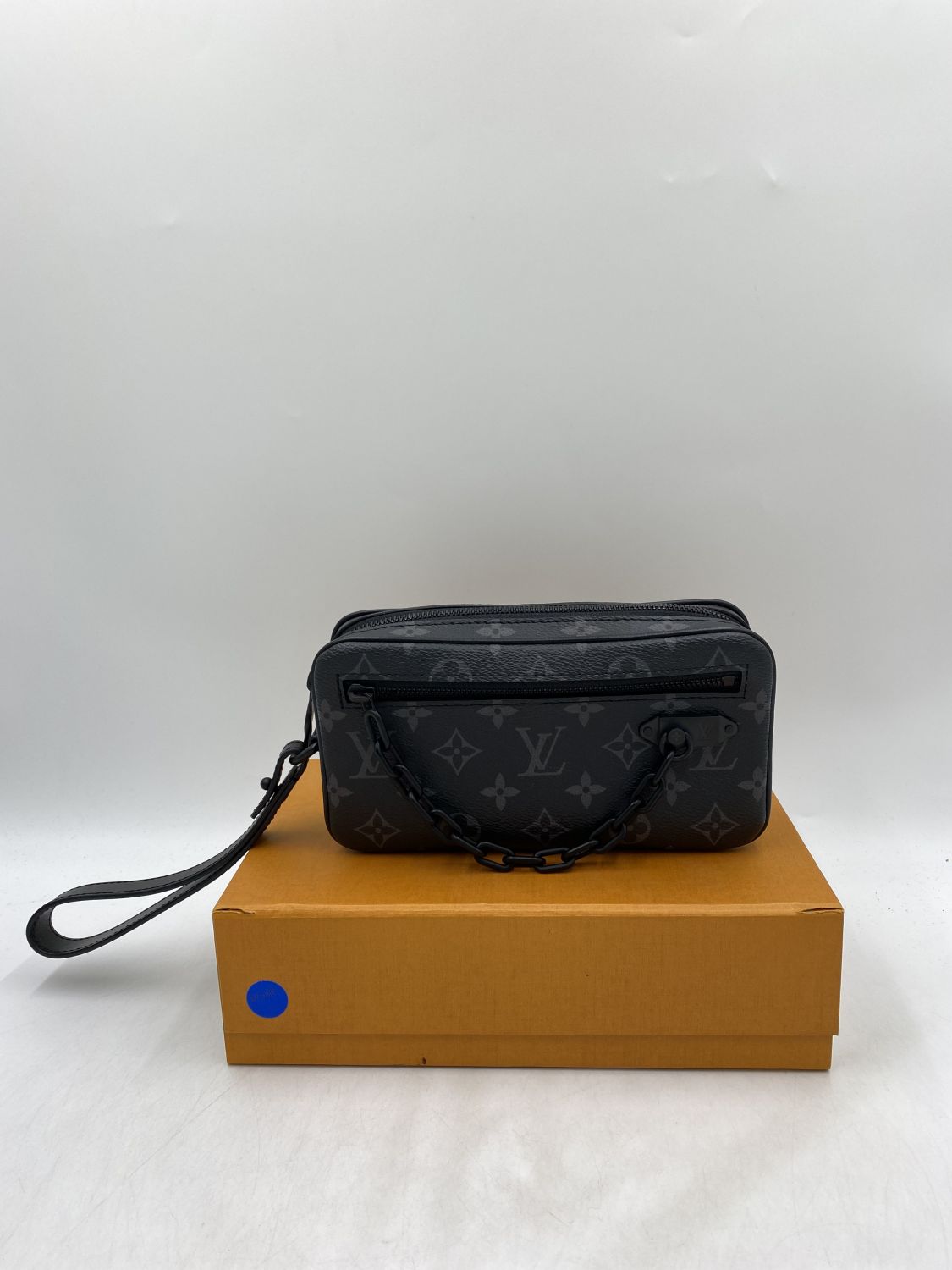 8065 - Louis Vuitton Pochette Volga Clutch Bag Monogram Eclipse Virgil  Abloh